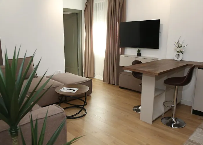 Treni Centrum Appartement *