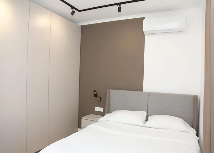 Treni Centrum Apartamento *