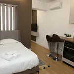 Treni Centrum * Τίρανα