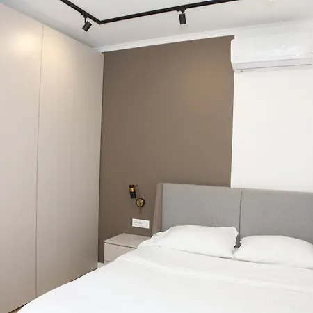 Treni Centrum Apartment *