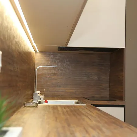 Apartment Treni Centrum *