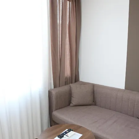 Treni Centrum Apartment Tirana